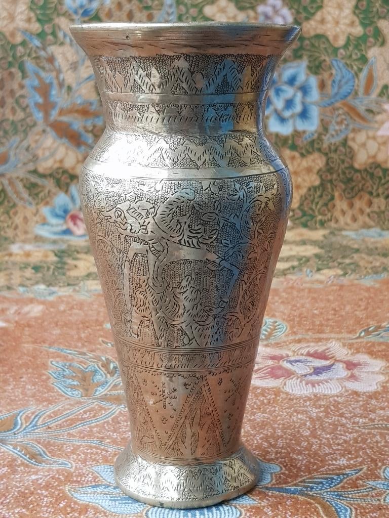 Mooie bewerkte antieke koperen vaas uit Indonesië 16,5 cm., Ophalen of Verzenden