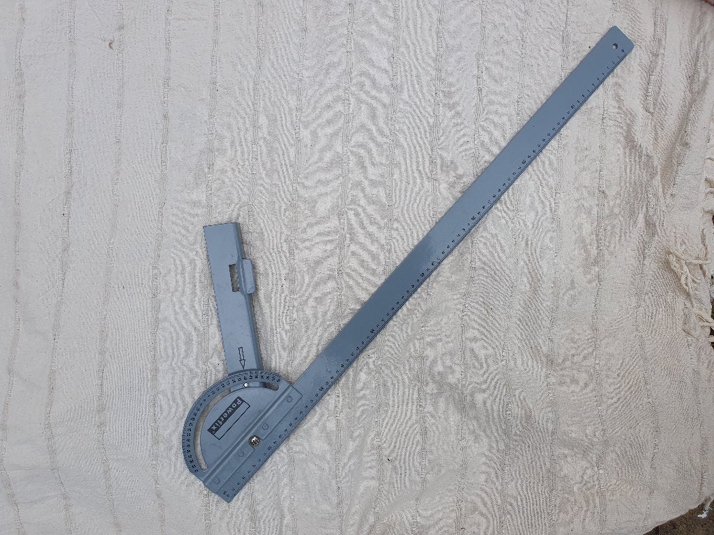 ZAAG LINEAAL EN GELEIDER VOOR ZAGEN, Ophalen of Verzenden, Zo goed als nieuw, 1200 watt of meer, 30 tot 70 mm