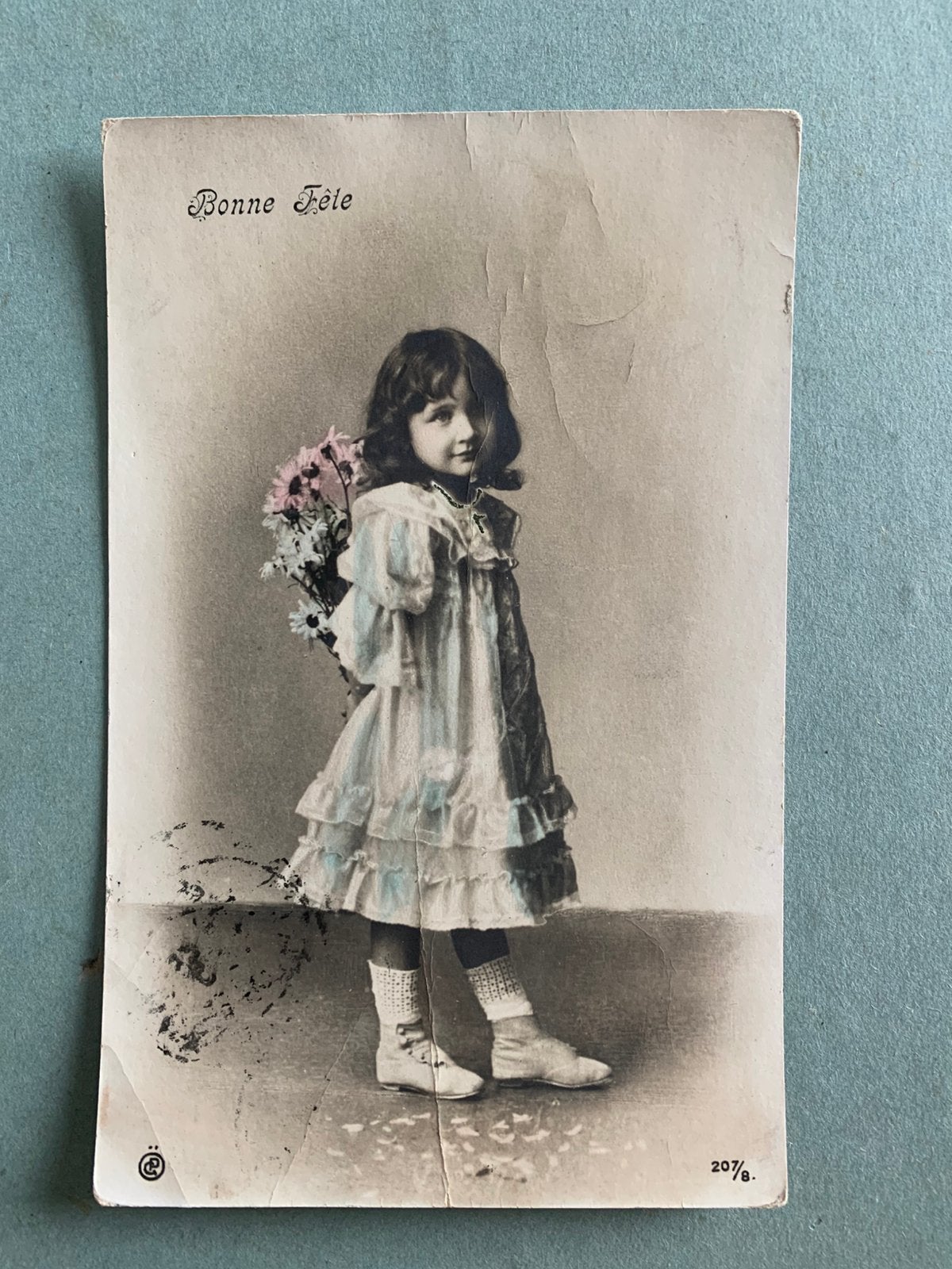 1906 Bonne Fête - meisje met bloemen, Ophalen of Verzenden, Voor 1920, Gelopen, Kinderen