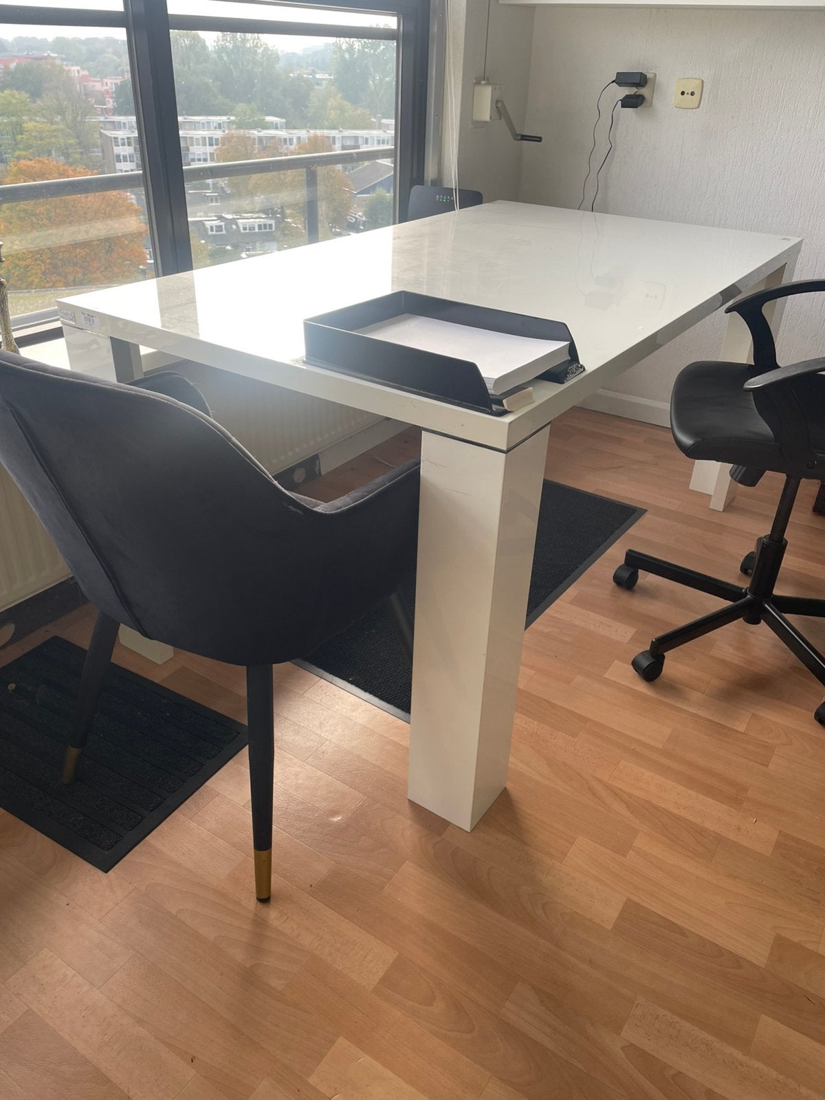 Design bureau/ tafel wit gelakt,afmetingen 160x 90 cm, Ophalen, Kunststof, 50 tot 100 cm, Zo goed als nieuw