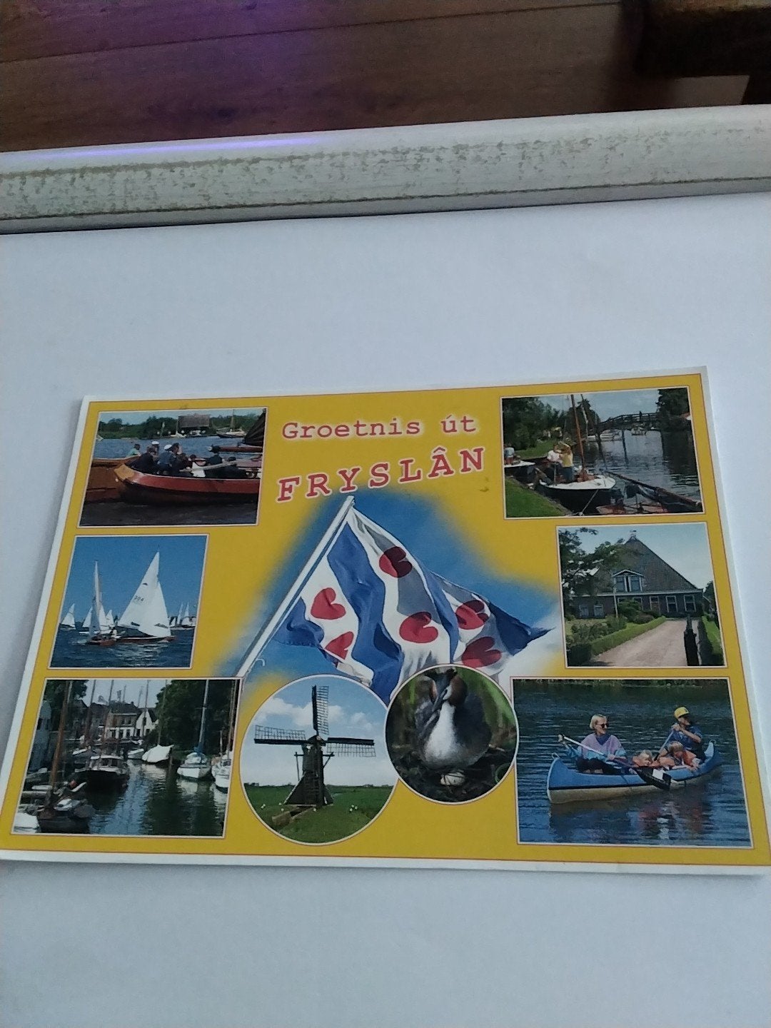 Ansichtkaart Groetnis út Fryslân - Gelopen, Ophalen of Verzenden, Friesland