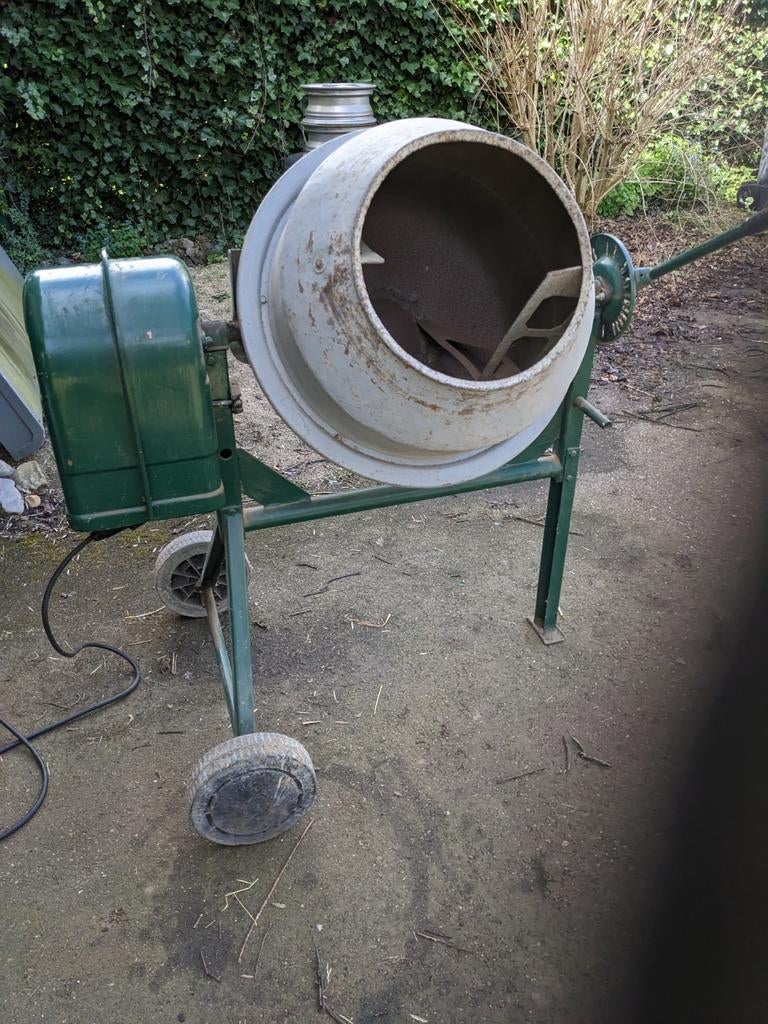 Betonmolen - Handige hulp voor bouwprojecten, Ophalen, Gebruikt