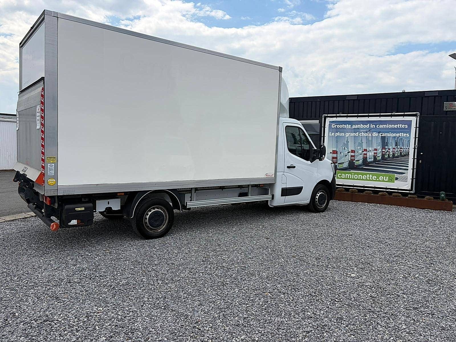 RENAULT MASTER 2.3 bakwagen laadklep!, Gebruikt, Euro 6, Overige kleuren, Renault