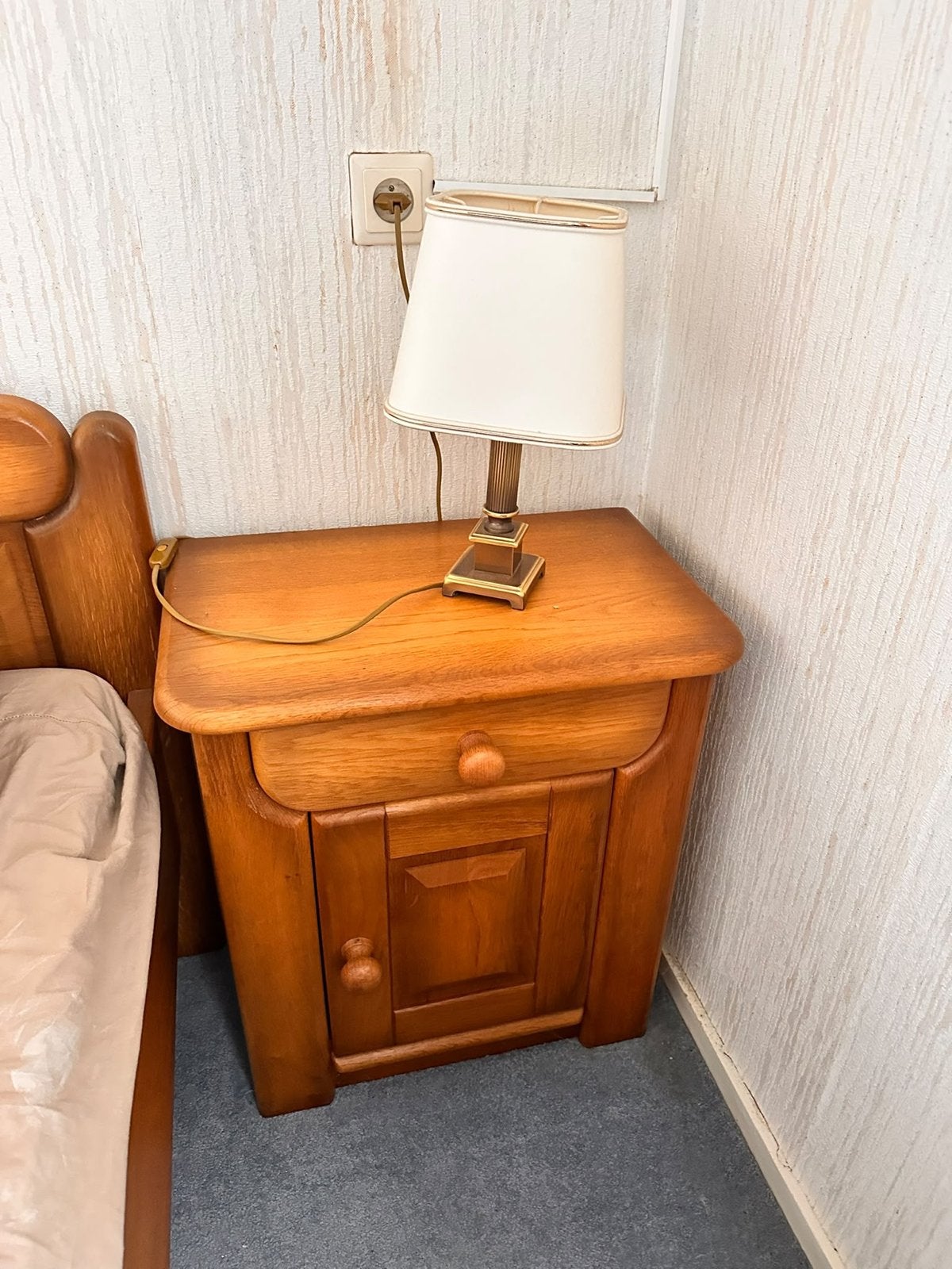 Foto 4 van Gehele inboedel meubilair gratis af te halen
