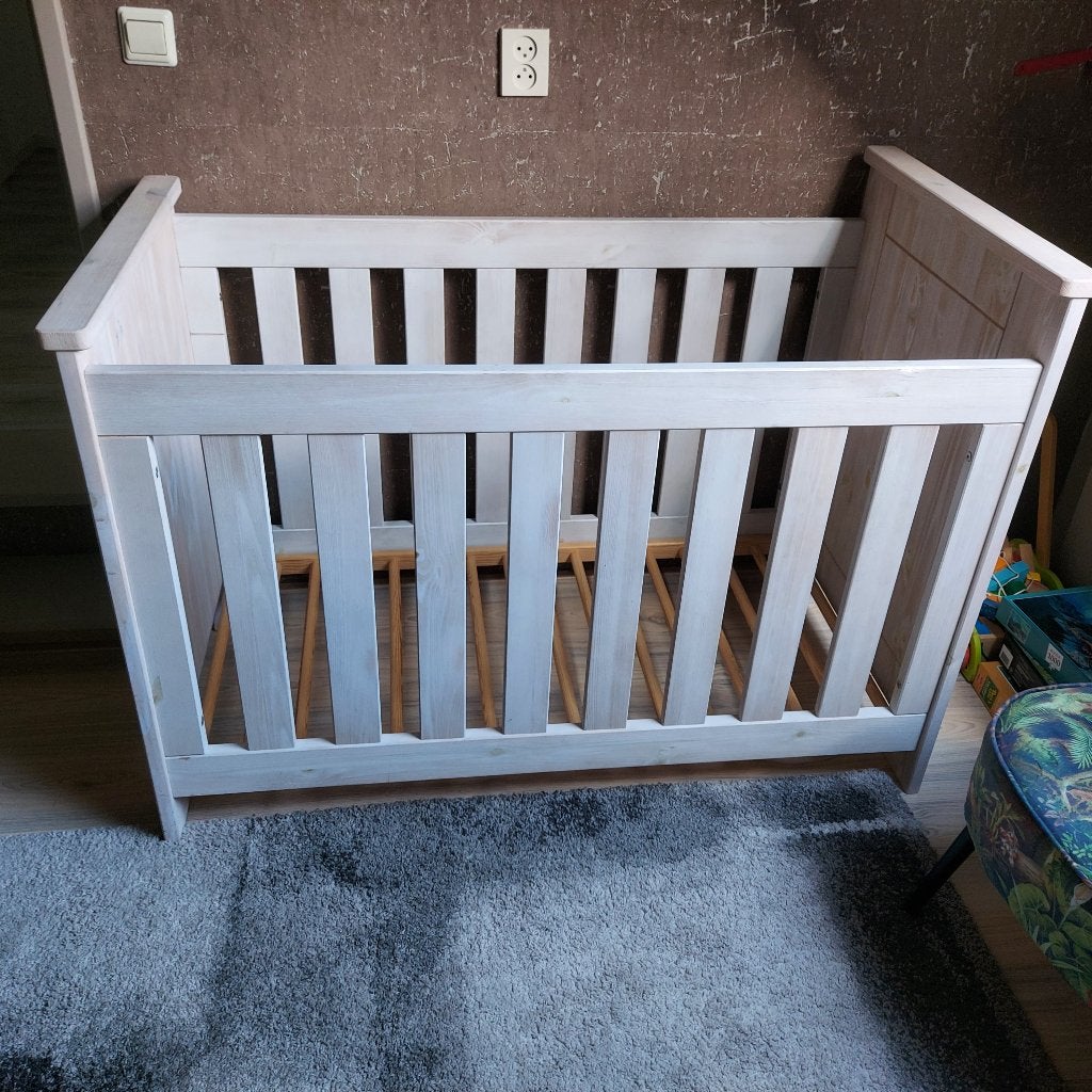 Baby ledikantje, Kinderen en Baby's, Ophalen, Zo goed als nieuw, Ledikant
