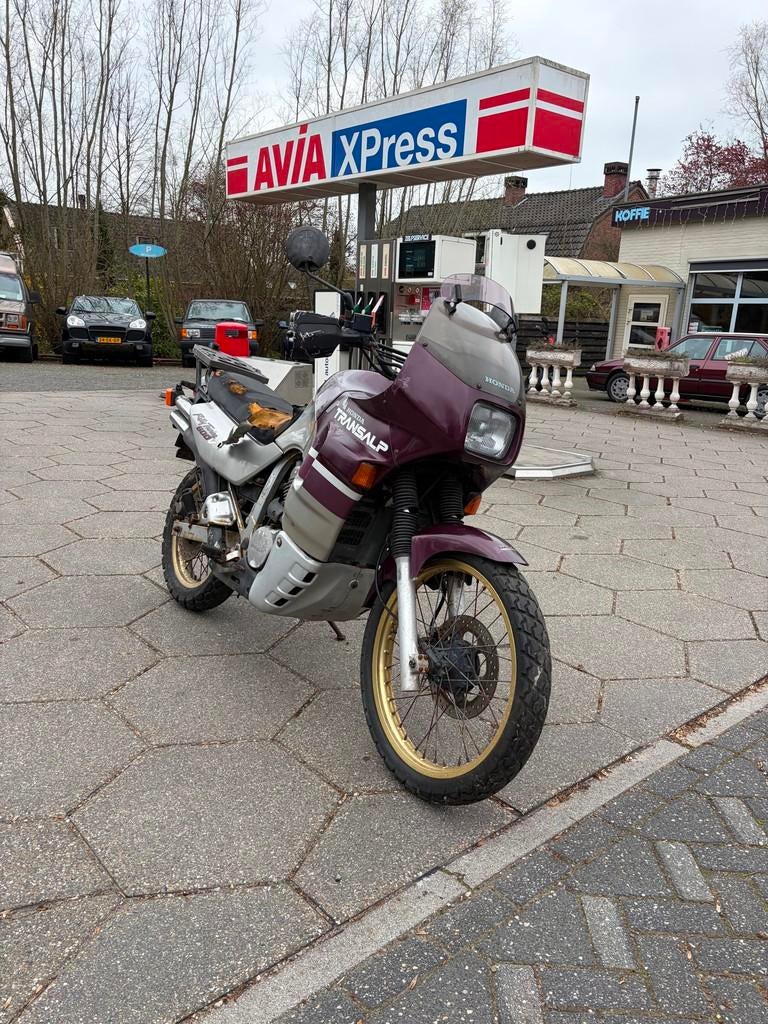 Honda All-Road XL 600 V Transalp *Voor de Hobbyist!, Motoren, Rijksstraatweg 248
3634AN  Loenersloot, NL, 583 cc, Bedrijf, Meer dan 35 kW
