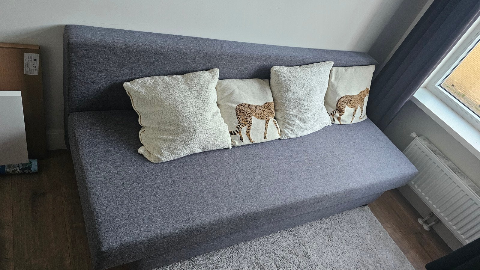 mooie grijze slaapbank, Ophalen, Gebruikt, Tweepersoons, 140 cm