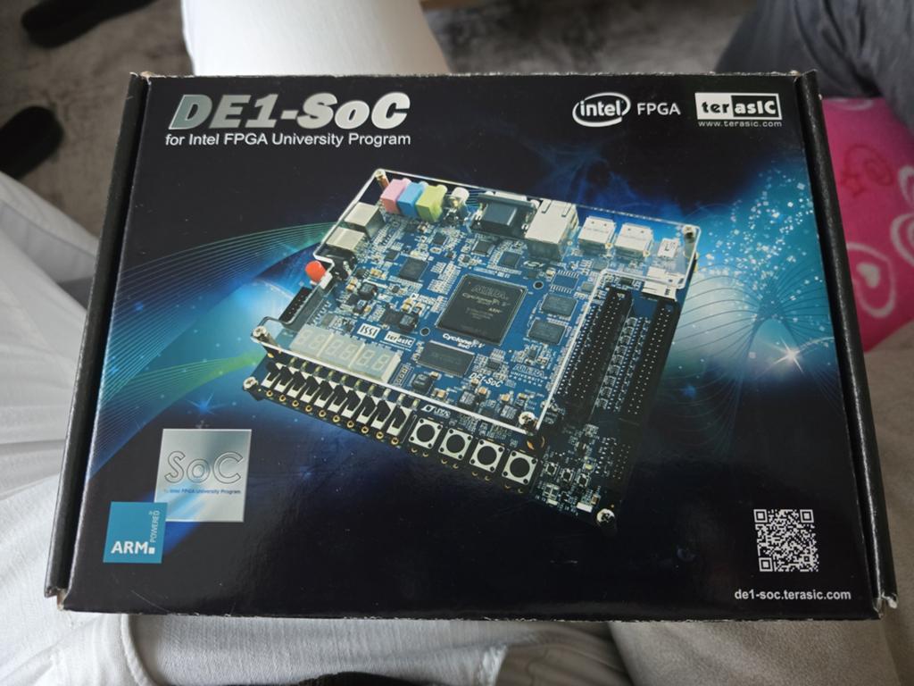 DE1-SoC Intel FPGA Development Kit, Ophalen, Nieuw