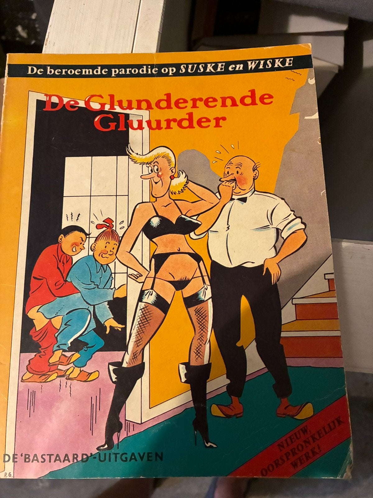 Suske en Wiske strip De Glunderende Gluurder, Boeken, Eén stripboek, Ophalen of Verzenden, Zo goed als nieuw