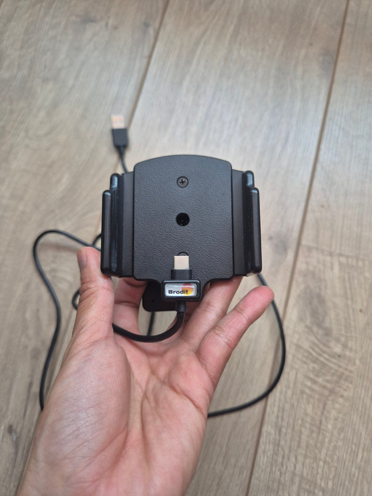 Brodit houder met USB-C oplaadkabel, Ophalen of Verzenden, Gebruikt, Auto