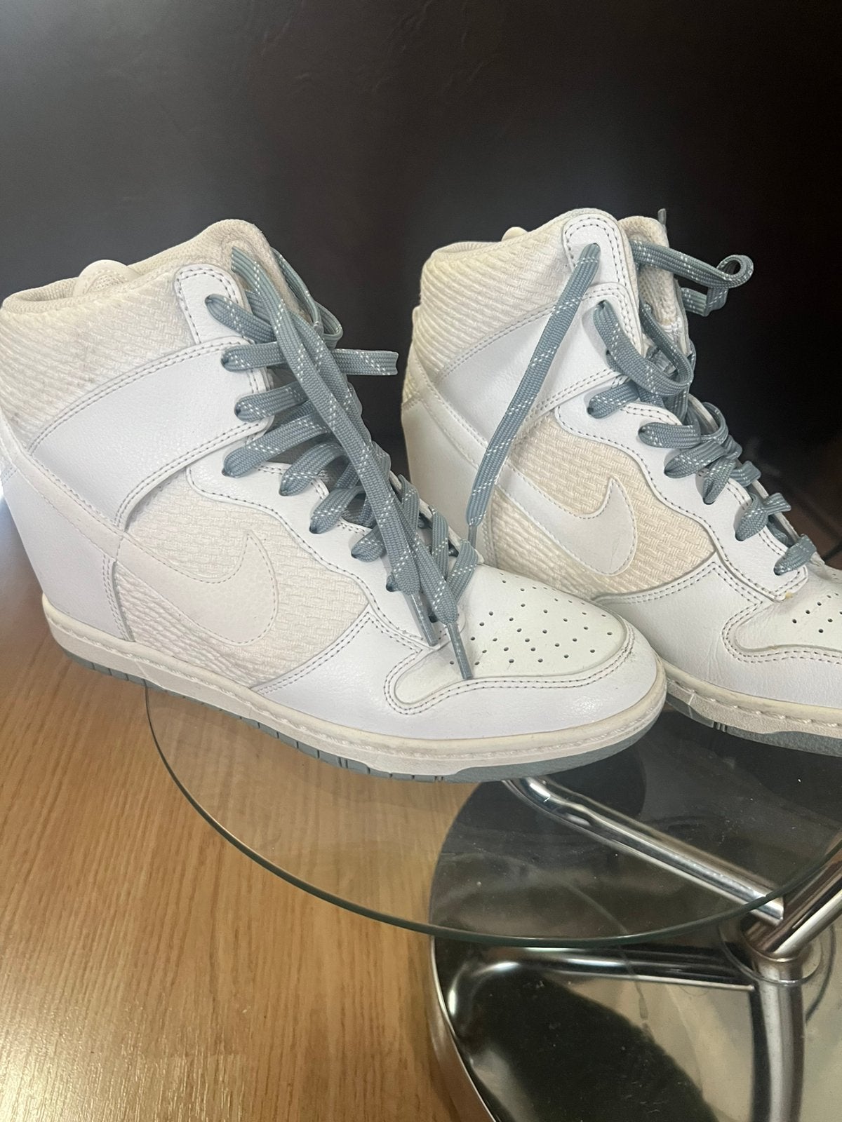 Nike schoen maat 40, Sport en Fitness, Basketbal, Ophalen, Zo goed als nieuw, Schoenen
