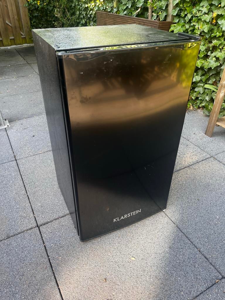 Klarstein koelkast met vriesvak - Zwart, Witgoed en Apparatuur, Koelkasten en IJskasten, Ophalen, Gebruikt, Minder dan 85 cm, Minder dan 75 liter