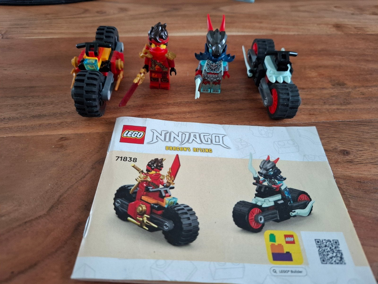 Lego Ninjago Dragon Rising set met boekje, Ophalen of Verzenden, Gebruikt, Overige merken