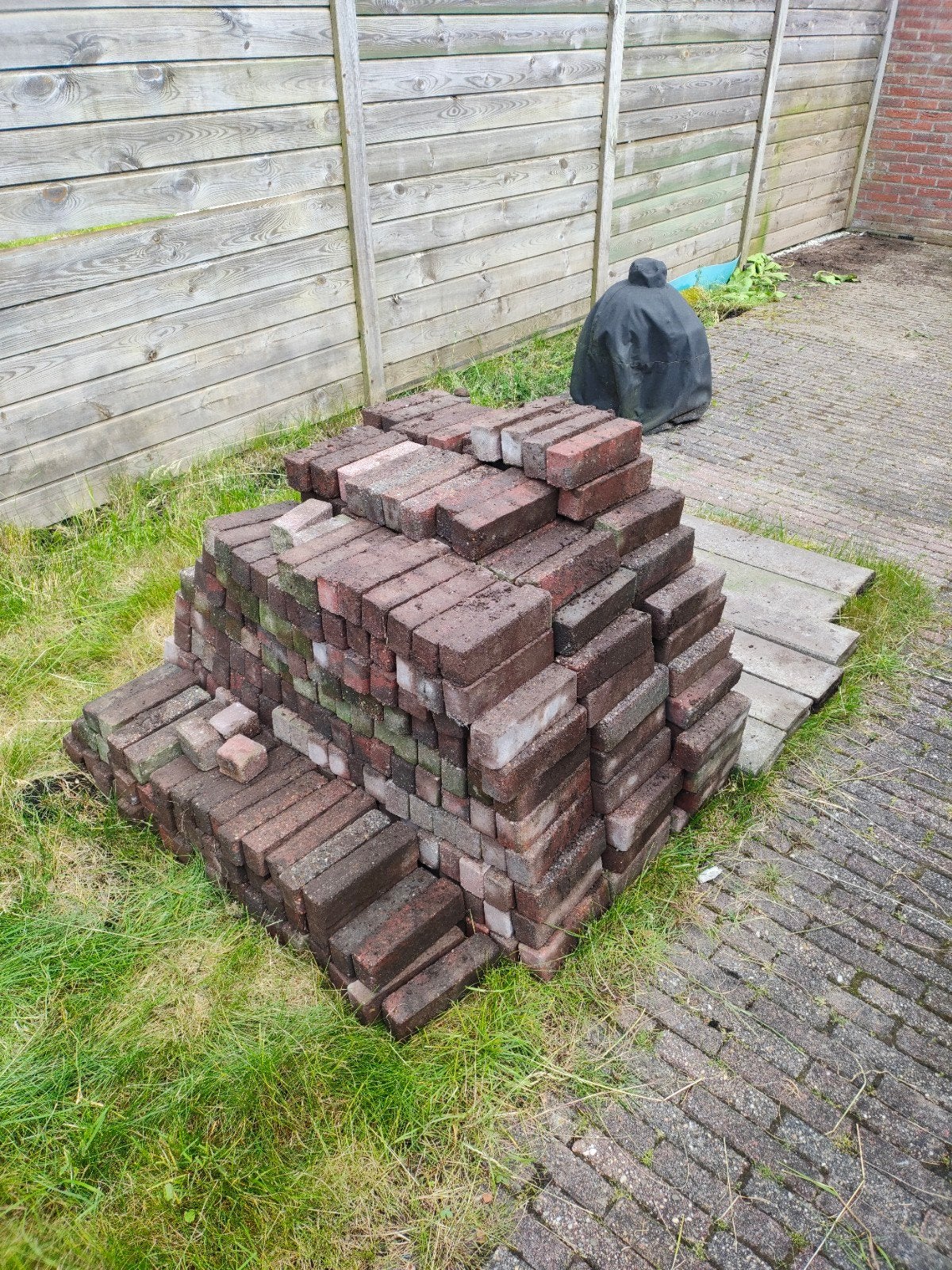Waaltjes. Gratis ophalen, Ophalen of Verzenden, Beton, Minder dan 5 m², Overige typen