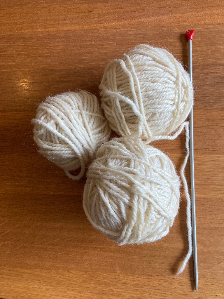 390 gram dikke wol, Hobby en Vrije tijd, Ophalen of Verzenden, Zo goed als nieuw, Breien of Haken, Wol of Garen