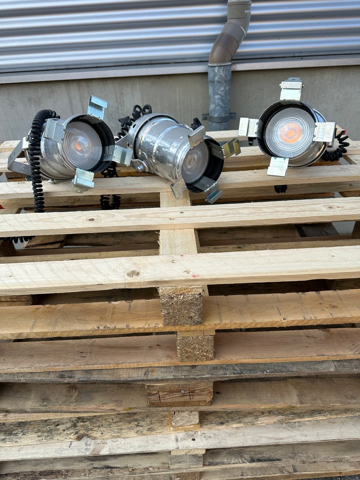 Set van 25 stuks Beglec PAR 46 E27 230V Max 150W lampen, Ophalen, Gebruikt