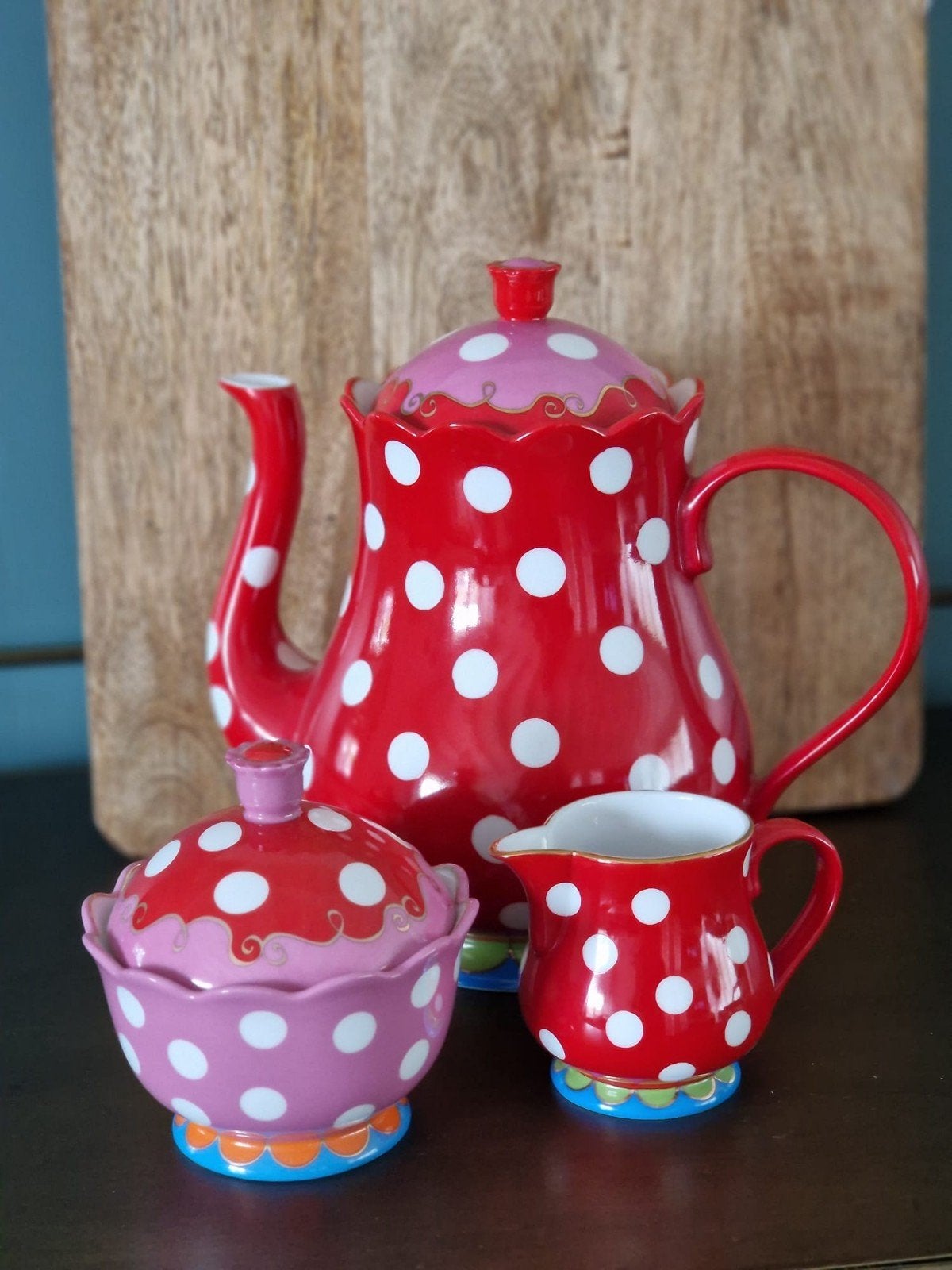 Oilily Servies, Ophalen