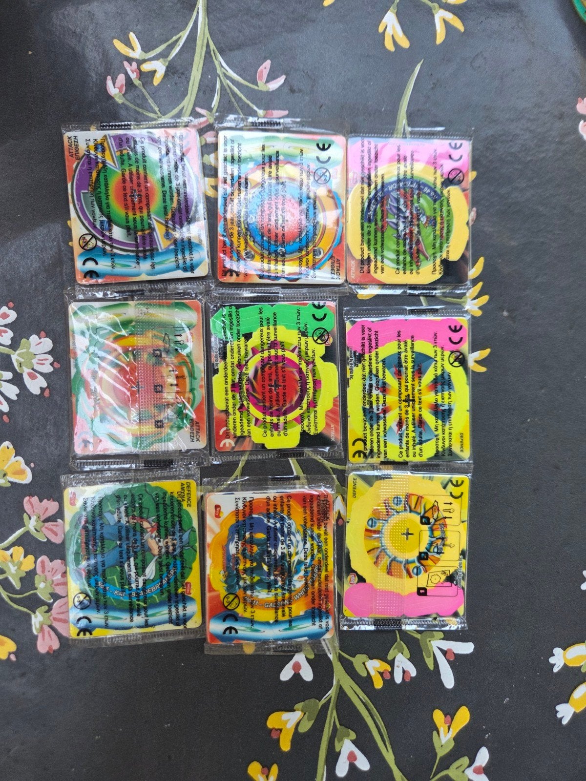 Nieuwe Beyblade Burst Tazo's - Set van 9, Ophalen of Verzenden, Nieuw