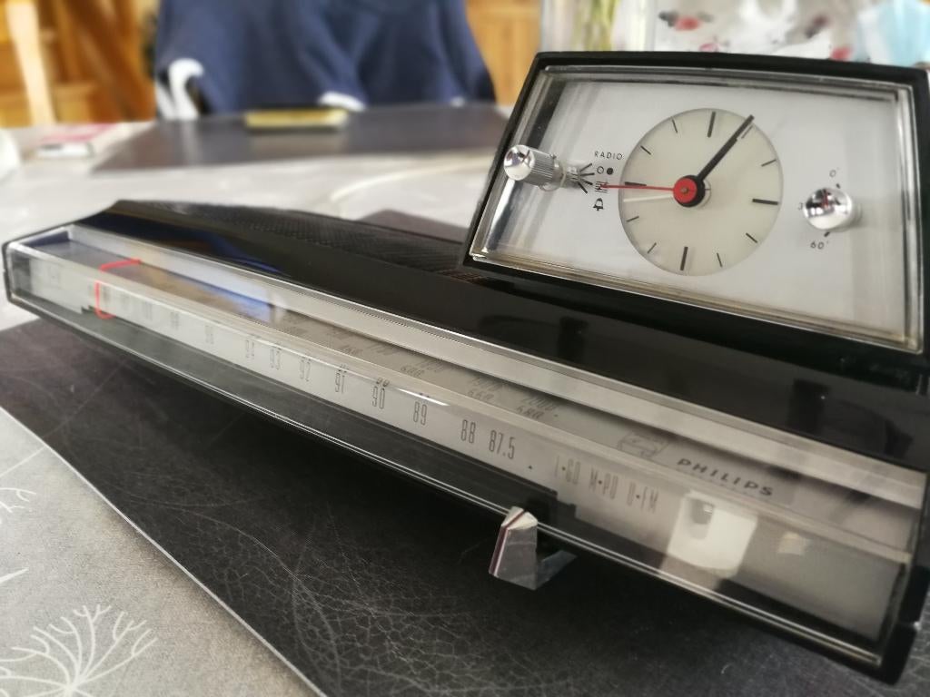 Philips klokradio space ace 22RS274 uit 1967, Ophalen of Verzenden
