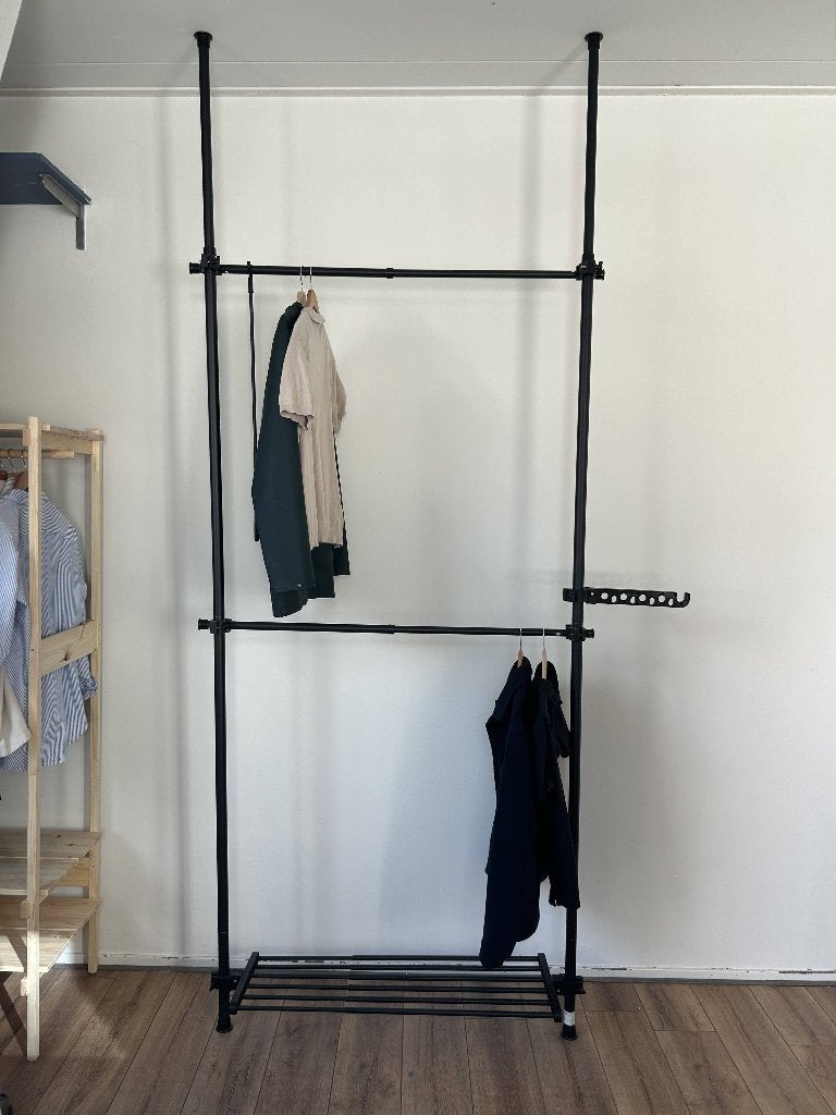 Clothes Rail / Kledingrek, Ophalen, 100 tot 150 cm, 200 cm of meer, Zo goed als nieuw