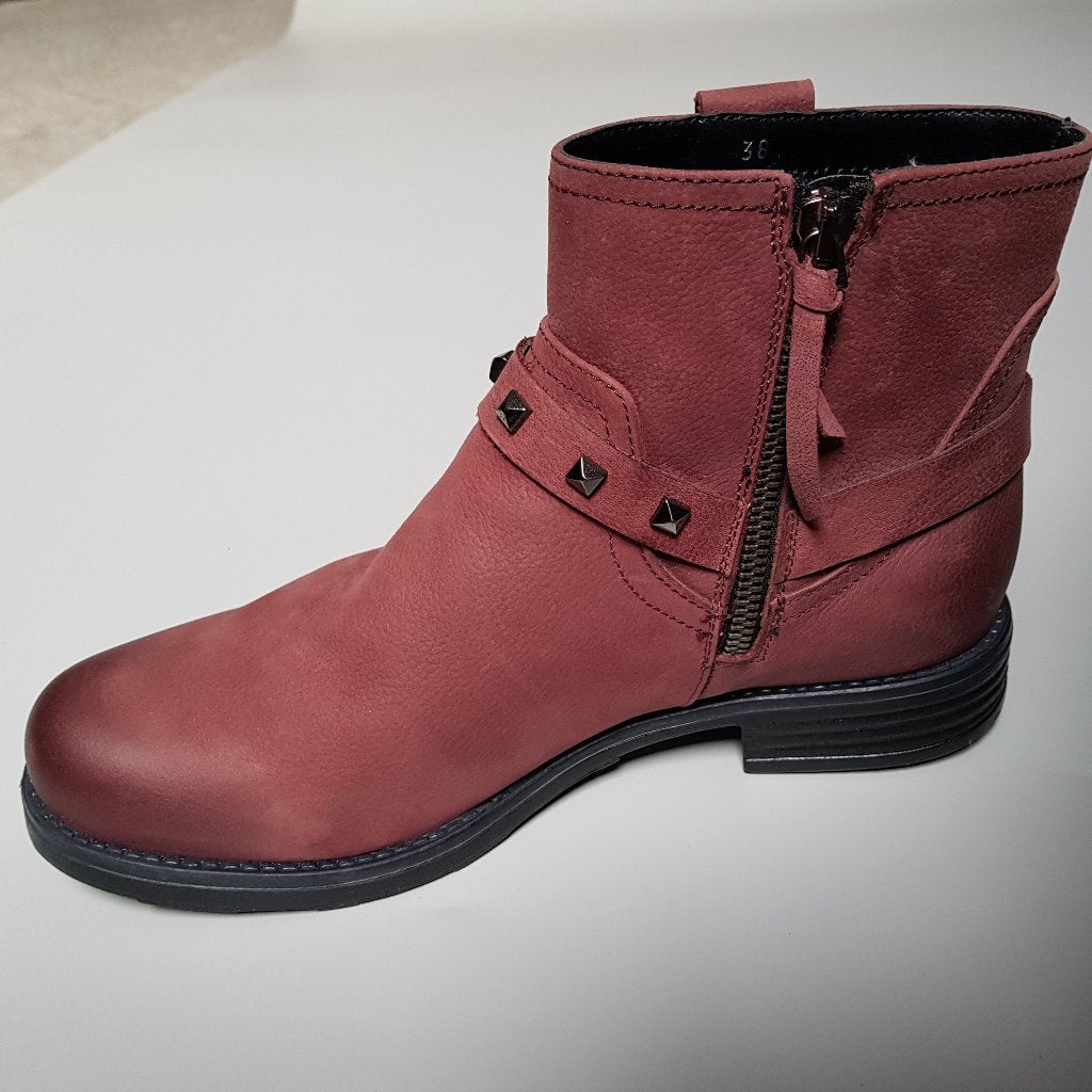 Bordeauxrode enkellaarzen met studs - Maat 39, Overige kleuren, The Flexx, Lage of Enkellaarzen, Nieuw