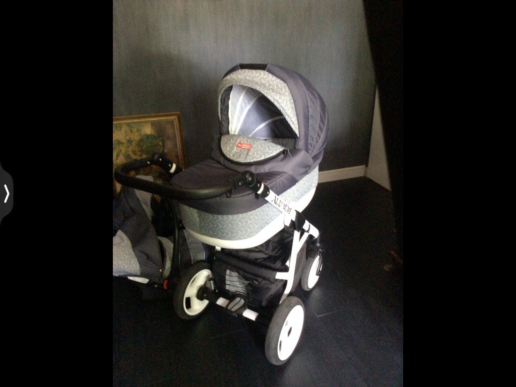 Kinderwagenset 3-delig, wit/grijs/antraciet nieuwstaat € 90, Kinderen en Baby's, Kinderwagens en Combinaties, Zo goed als nieuw