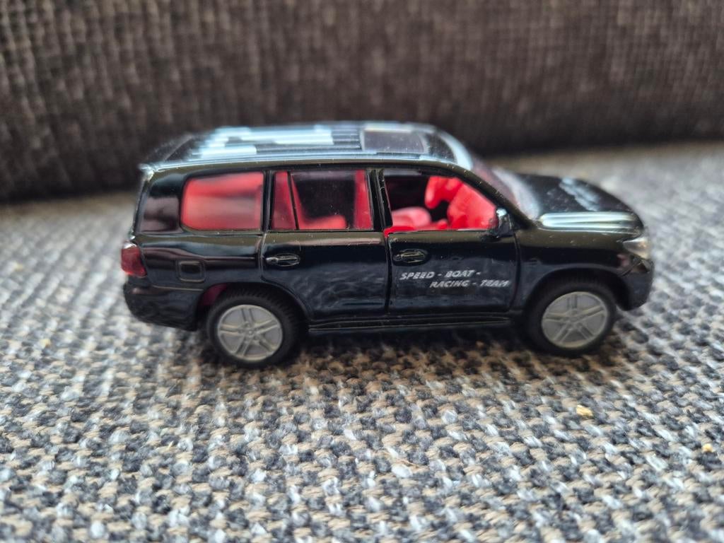 Siku Zwarte Toyota Landcruiser Speelgoedauto, Hobby en Vrije tijd, Modelauto's | Overige schalen, Ophalen of Verzenden, Gebruikt