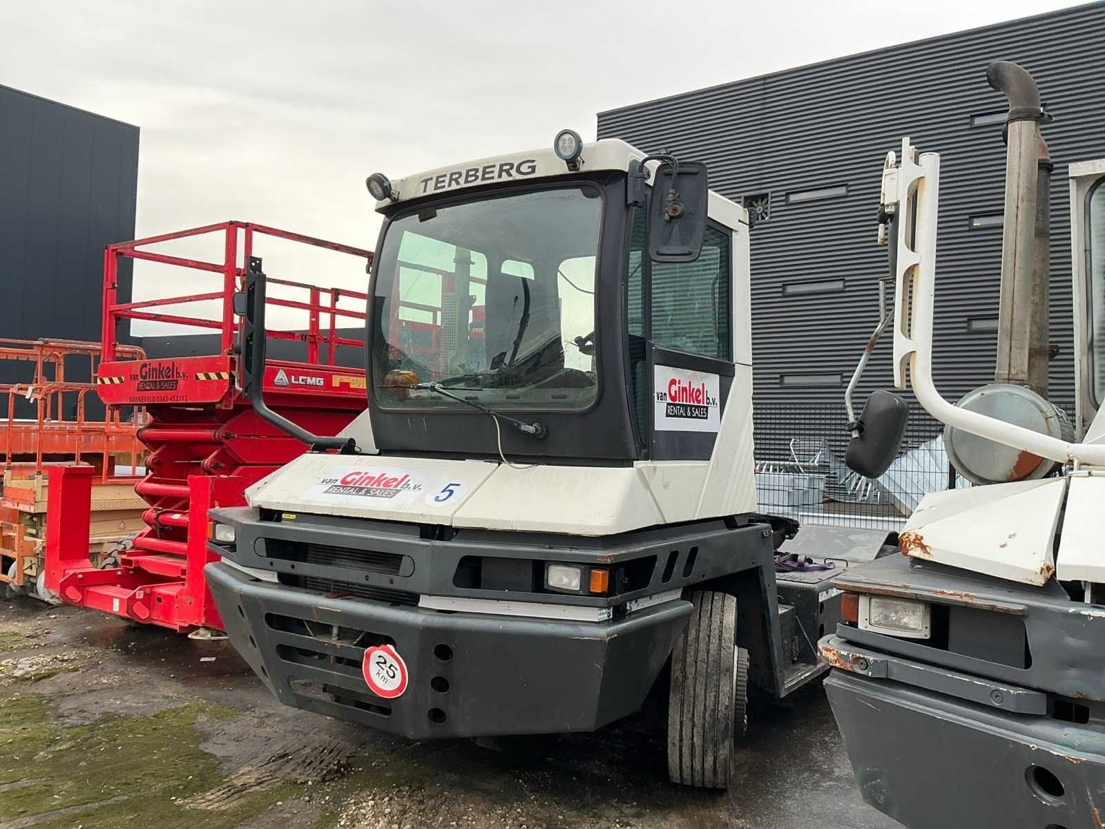 2002 Terberg RT222 Terminaltrekker, Auto's, Vrachtwagens, Overige brandstoffen, Origineel Nederlands, Bedrijf, Te koop