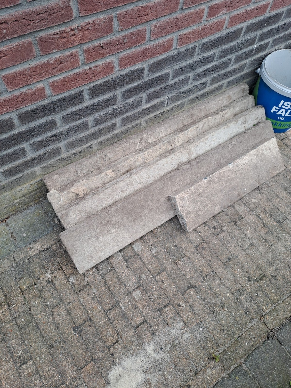 Opsluitbanden 15x5x100 cm - Grijs Beton, Ophalen of Verzenden, Gebruikt, Beton, Overige typen