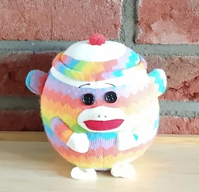 TY aapje, regenboog Beanie Ballz Sock Monkey, volgnr 2, Ophalen of Verzenden, Zo goed als nieuw, Meerkleurig, Klein (minder dan 20 cm)