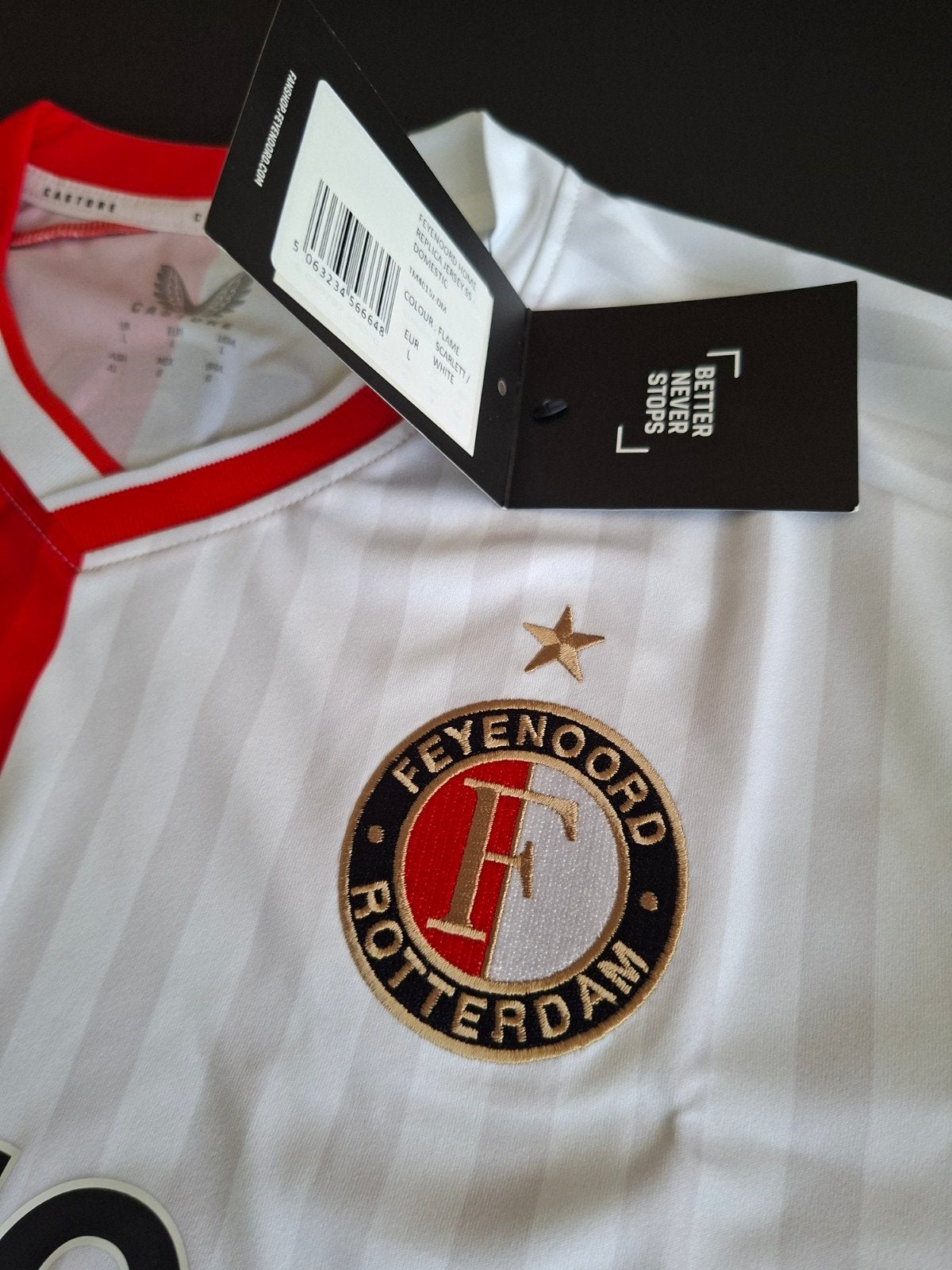 Origineel Feyenoord shirt met kaartjes eraan, Verzenden