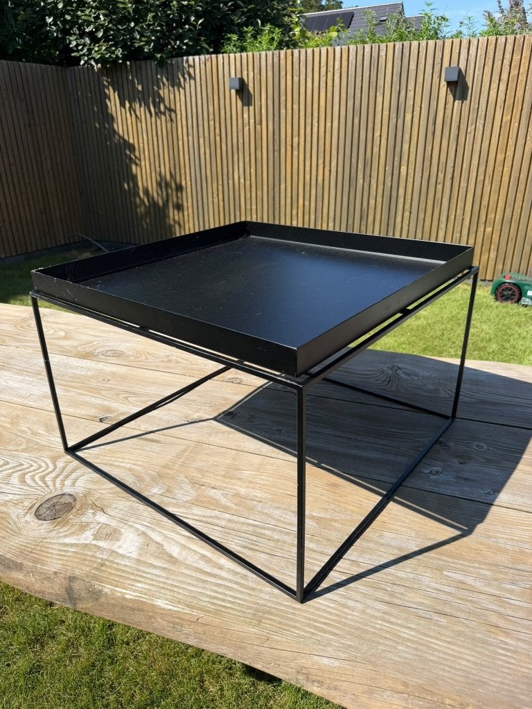 HAY bijzettafel zwart – vierkant met opstaande rand, Ophalen, Minder dan 55 cm, Gebruikt, Metaal of Aluminium