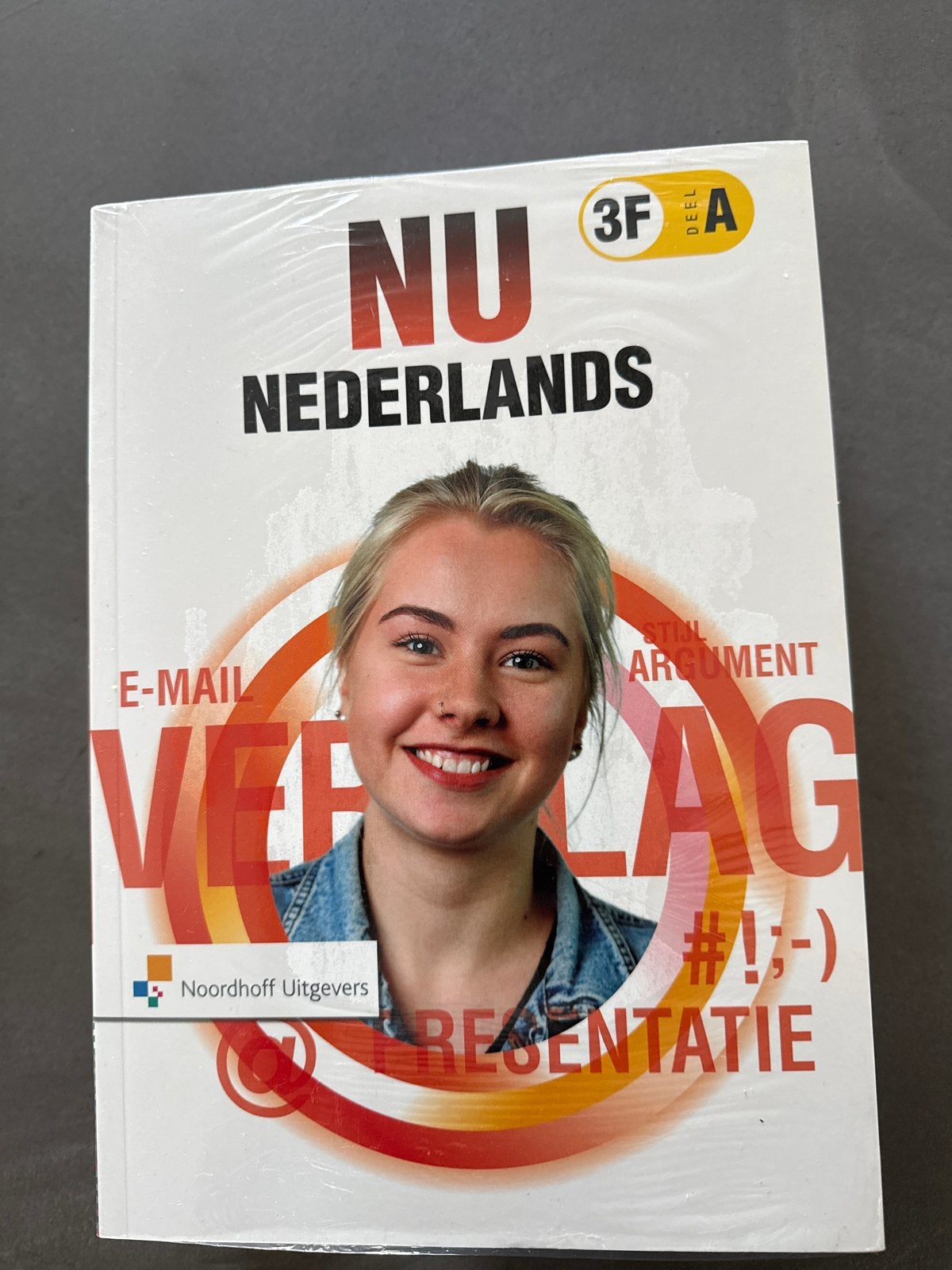 Nu Nederlands 3F deel A en B (nieuw in folie), Boeken, Ophalen of Verzenden, Nieuw, MBO