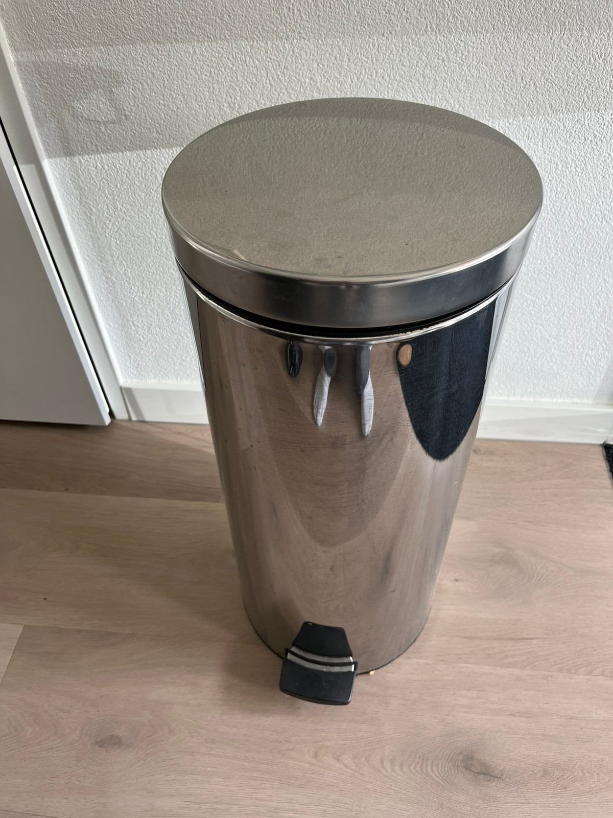 Brabantia Pedaalemmer - RVS - 30 liter, Huis en Inrichting, Woonaccessoires | Prullenbakken, Gebruikt, Rvs, 30 tot 40 liter, Met pedaal
