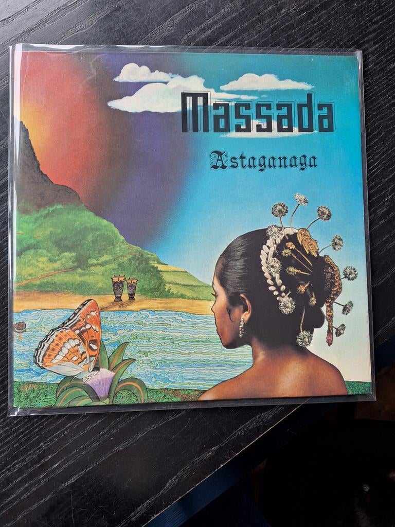 Massada Astaganaga, debuutalbum. Vinyl., Cd's en Dvd's, Ophalen of Verzenden, Zo goed als nieuw, Overige formaten