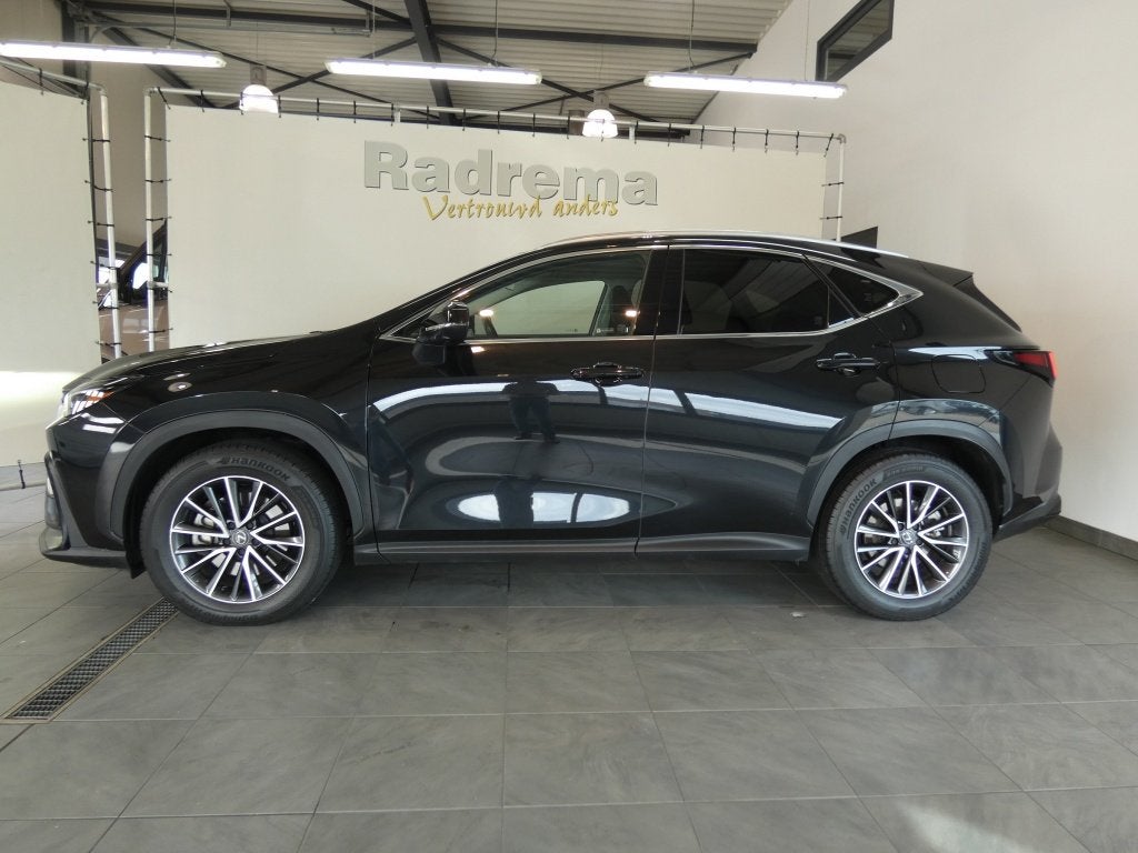 Lexus NX 450h+ AWD Lux. 360 Camera Leder, Lexus onderhouden, Auto's, Automaat, Dealer onderhouden, Gebruikt, 4 cilinders