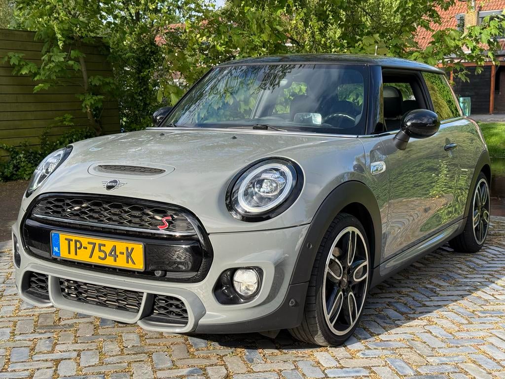 MINI JCW uitvoering | Panodak | Harman Kardon | CarPlay, Auto's, Mini, Particulier, Benzine, Hatchback, Handgeschakeld, Origineel Nederlands