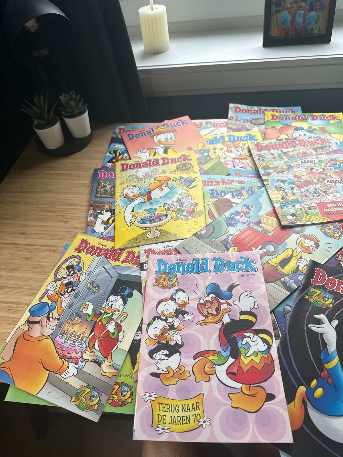 Grote collectie Donald Duck weekbladen ~2021-2022, Meerdere stripboeken, Ophalen, Gelezen