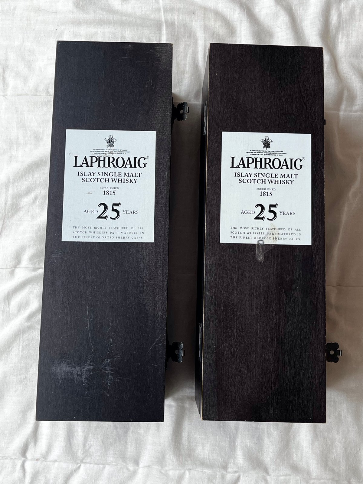 2 Laphroaig 25 Y houten kisten - decoratie mancave, Ophalen, Gebruikt, Overige houtsoorten