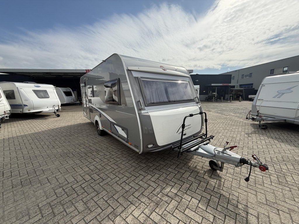 Bürstner Averso 480 TK Stapelbed. voortent, Caravans en Kamperen, Caravans, Dwarsbed, Bedrijf, Treinzit, Bürstner