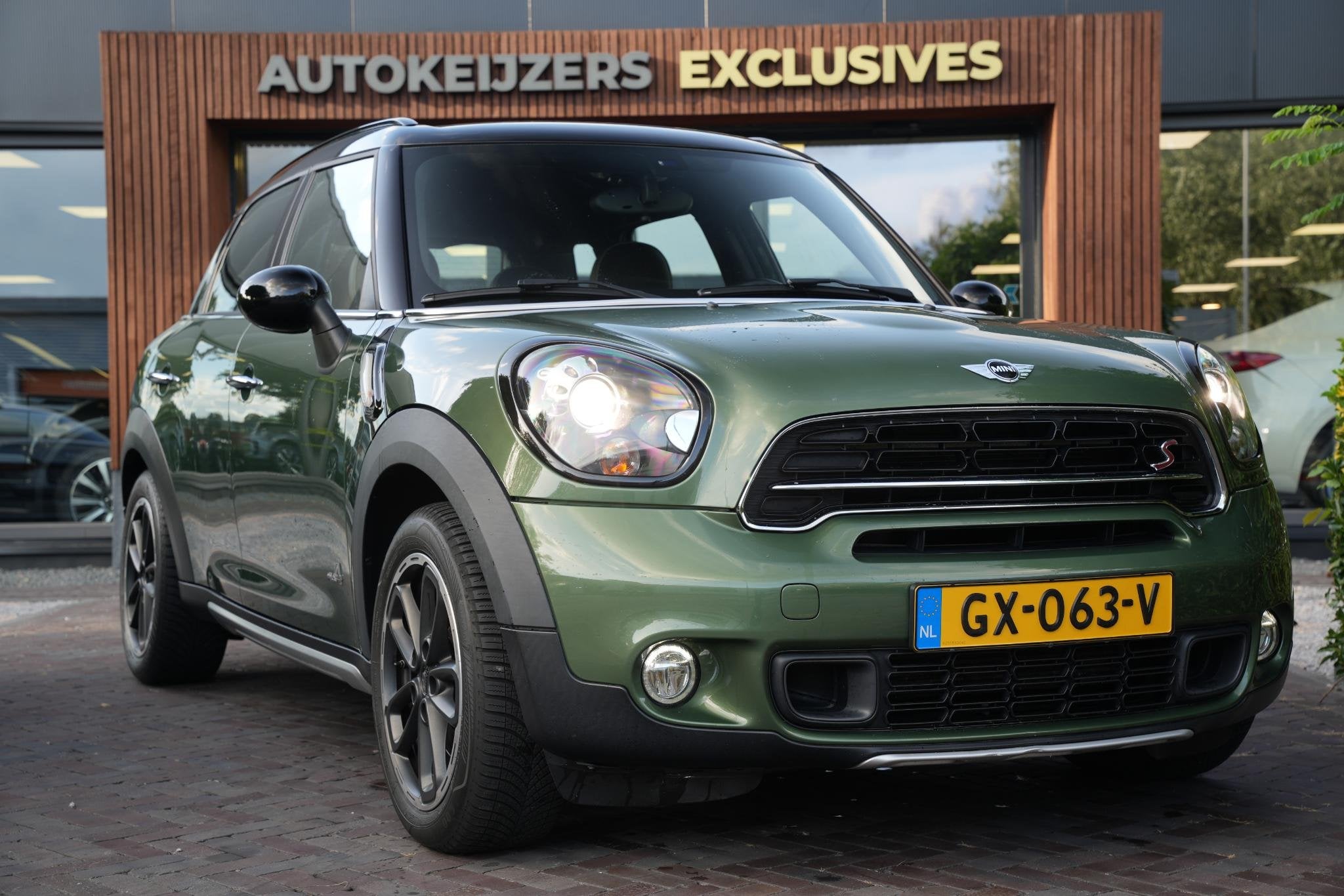 MINI Countryman 1.6 Cooper S ALL4 Pepper Xenon Leer Stoelver, Automaat, Euro 6, Vierwielaandrijving, 1000 kg