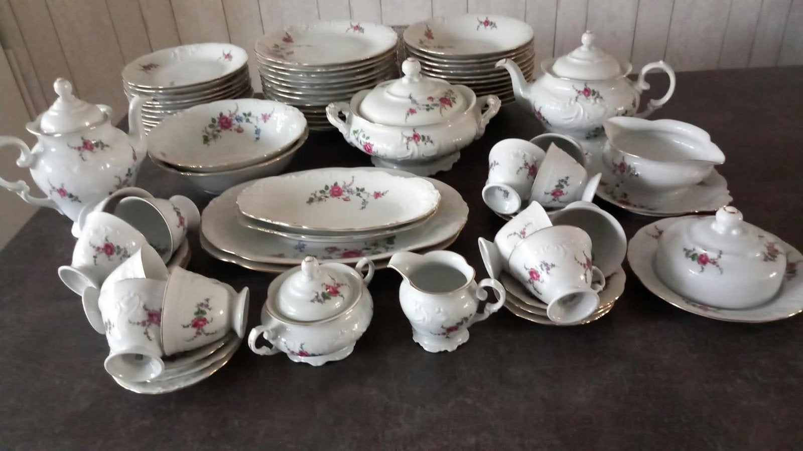 Wawel Servies - Antiek Servies met Bloemmotief, Ophalen