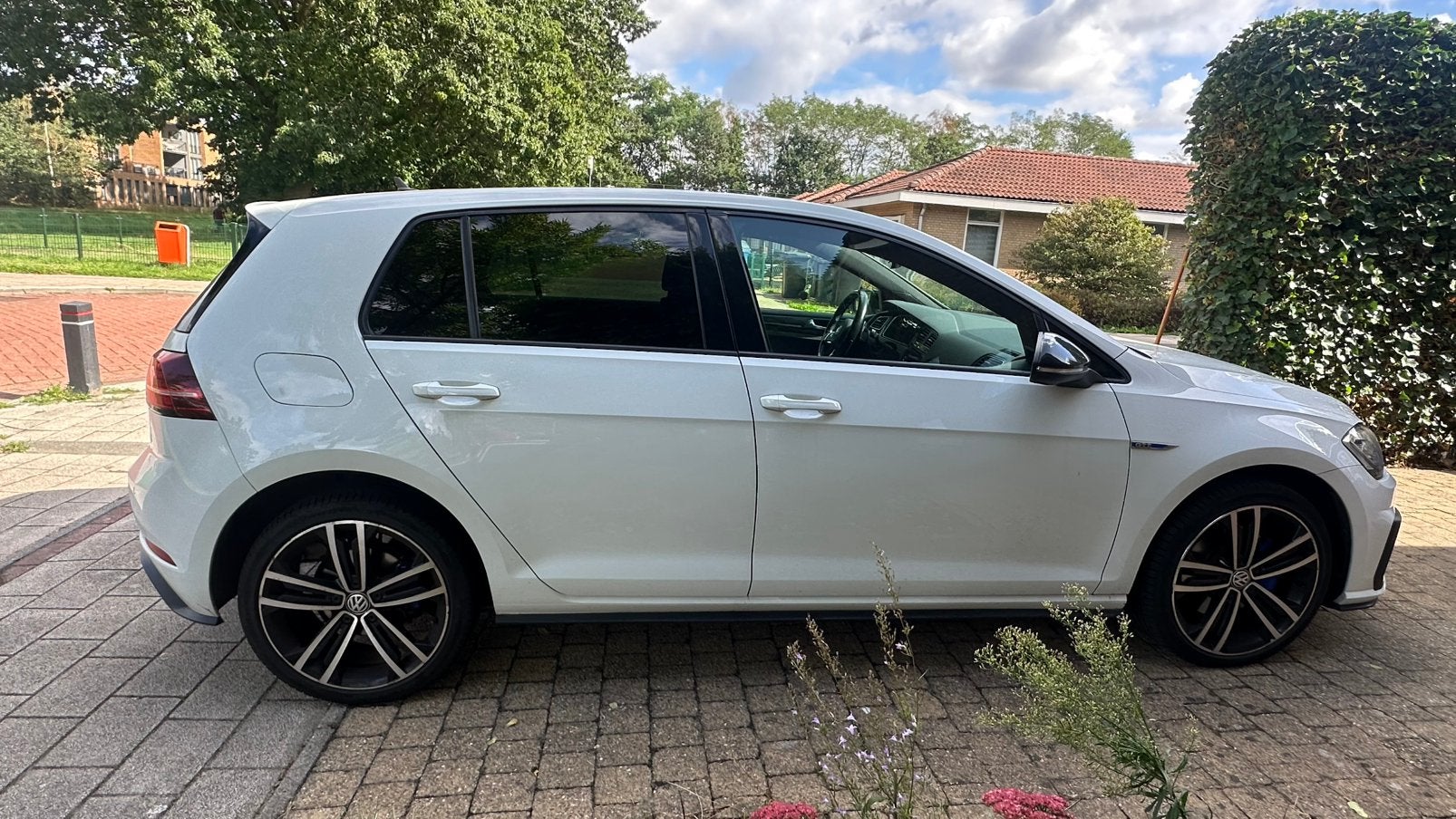 Volkswagen Golf GTE 7.5 1.4 TSI Phev 204pk 6-DSG 5D 2017 Wit, Auto's, Stof, 4 cilinders, Wit, Plug-in hybride