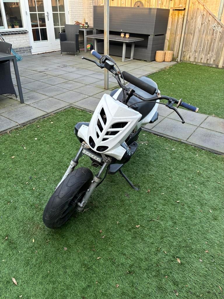 Yamaha slider (zonder 123 en nummers) 300€ vandaag ophalen, Fietsen en Brommers, Scooters | Yamaha, Ophalen of Verzenden, Zo goed als nieuw