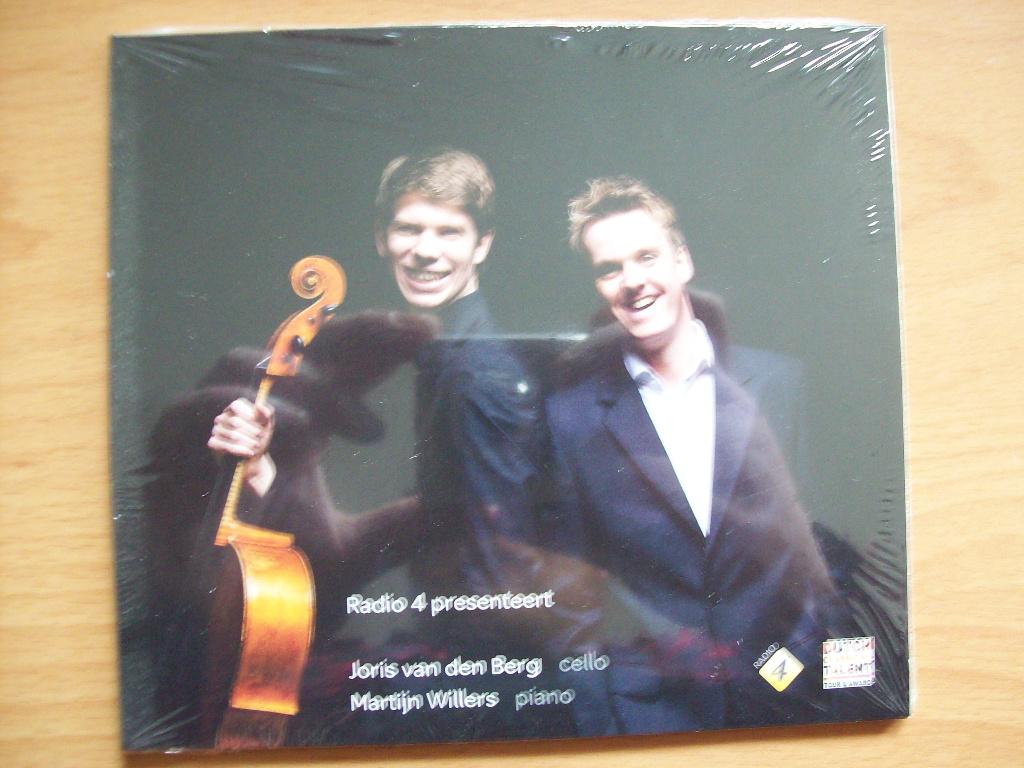Radio 4: Joris van den Berg & Martijn Willers (Folie) Dvorak, Ophalen of Verzenden, Classicisme, Nieuw in verpakking, Overige typen