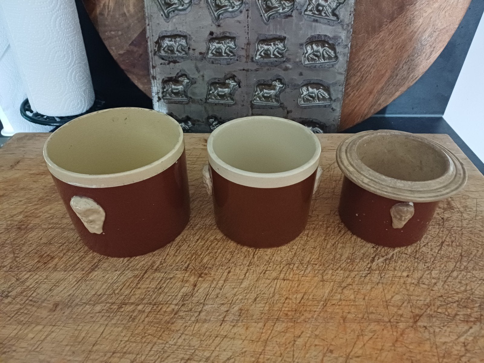 Lotje Franse Gras Foie Potten met gezichtjes aan de zijkant, Verzenden
