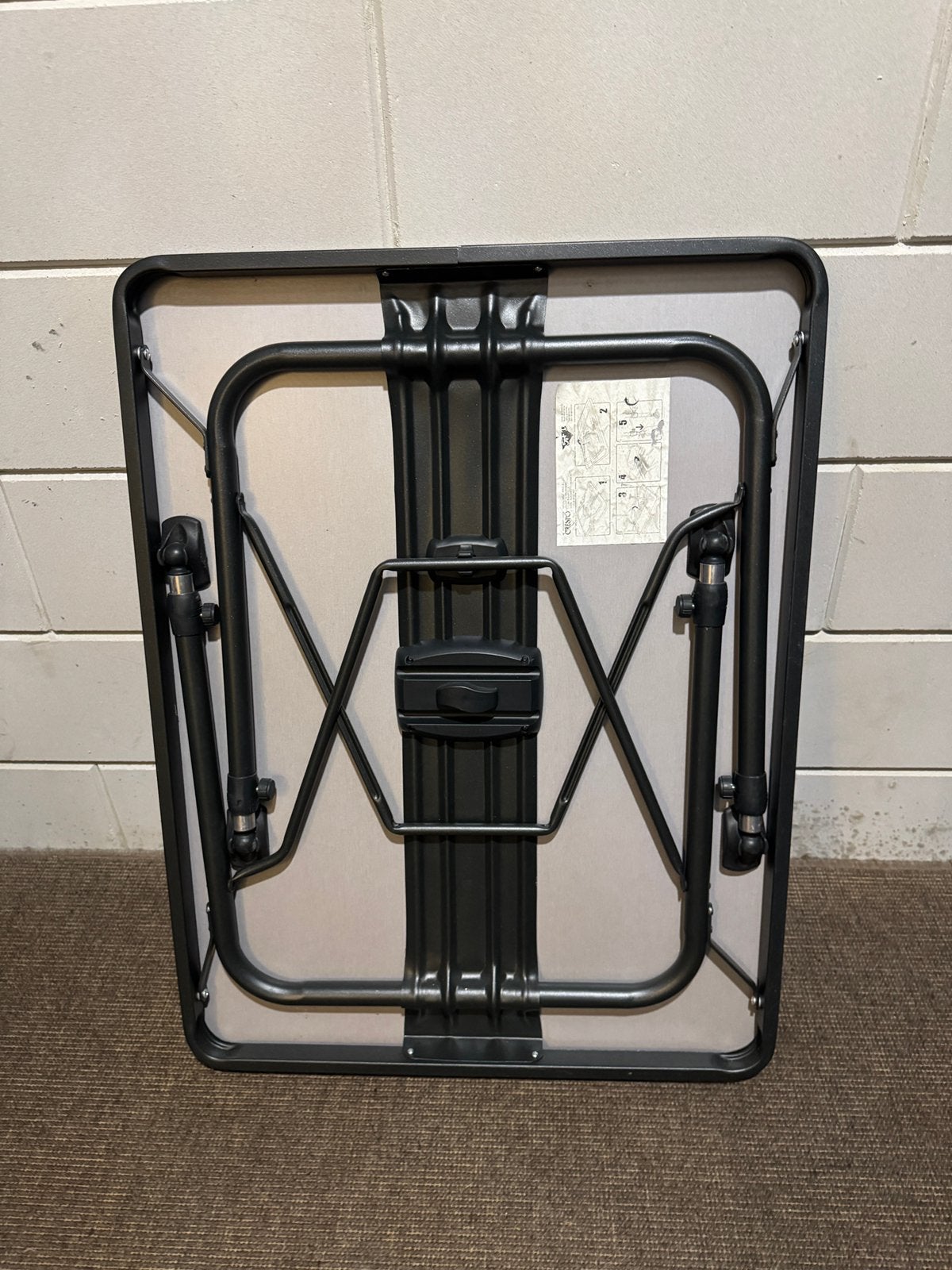Te koop: een campingtafel, Ophalen, Zo goed als nieuw, Campingtafel