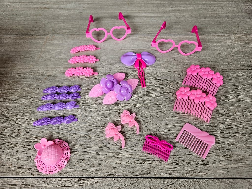Poppenspulletjes: haarspullen en brillen, Ophalen of Verzenden, Zo goed als nieuw, Overige typen