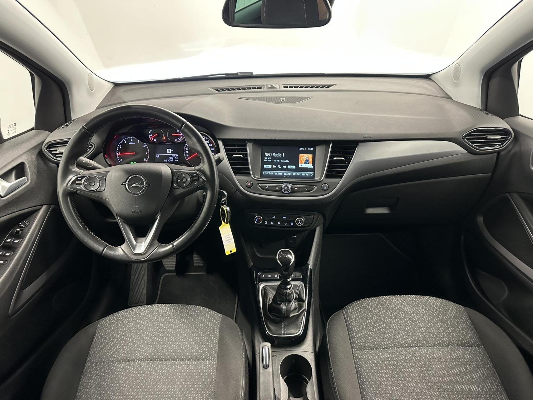 Opel Crossland 1.2 Turbo Edition CAMERA CARPLAY NAVI CRUISE., Voorwielaandrijving, Gebruikt, 1199 cc, Met garantie (alle)