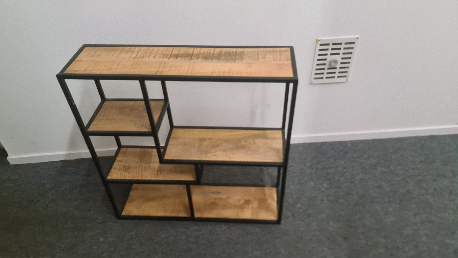 wandrek. wandkast, Huis en Inrichting, Kasten | Wandmeubels, Ophalen of Verzenden, Zo goed als nieuw, Minder dan 150 cm, Minder dan 100 cm